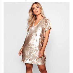 NWT Sequin Disk Shift Dress IN GOLD, size 18